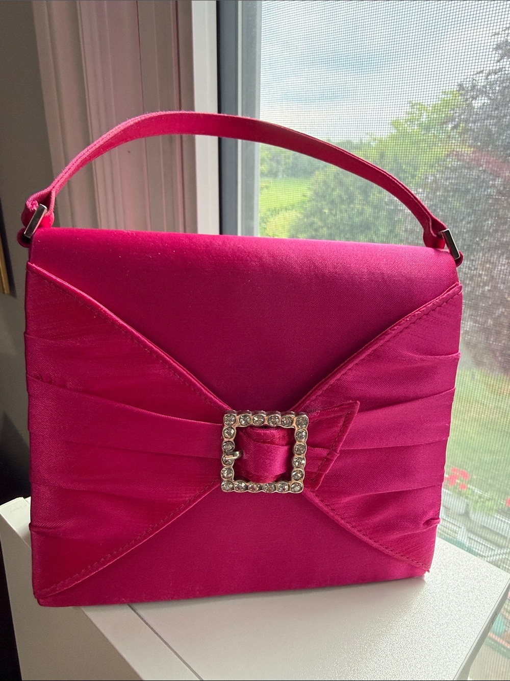 VINTAGE Satin Hot Pink Evening Bag with Crystal Buckle. Great condition!